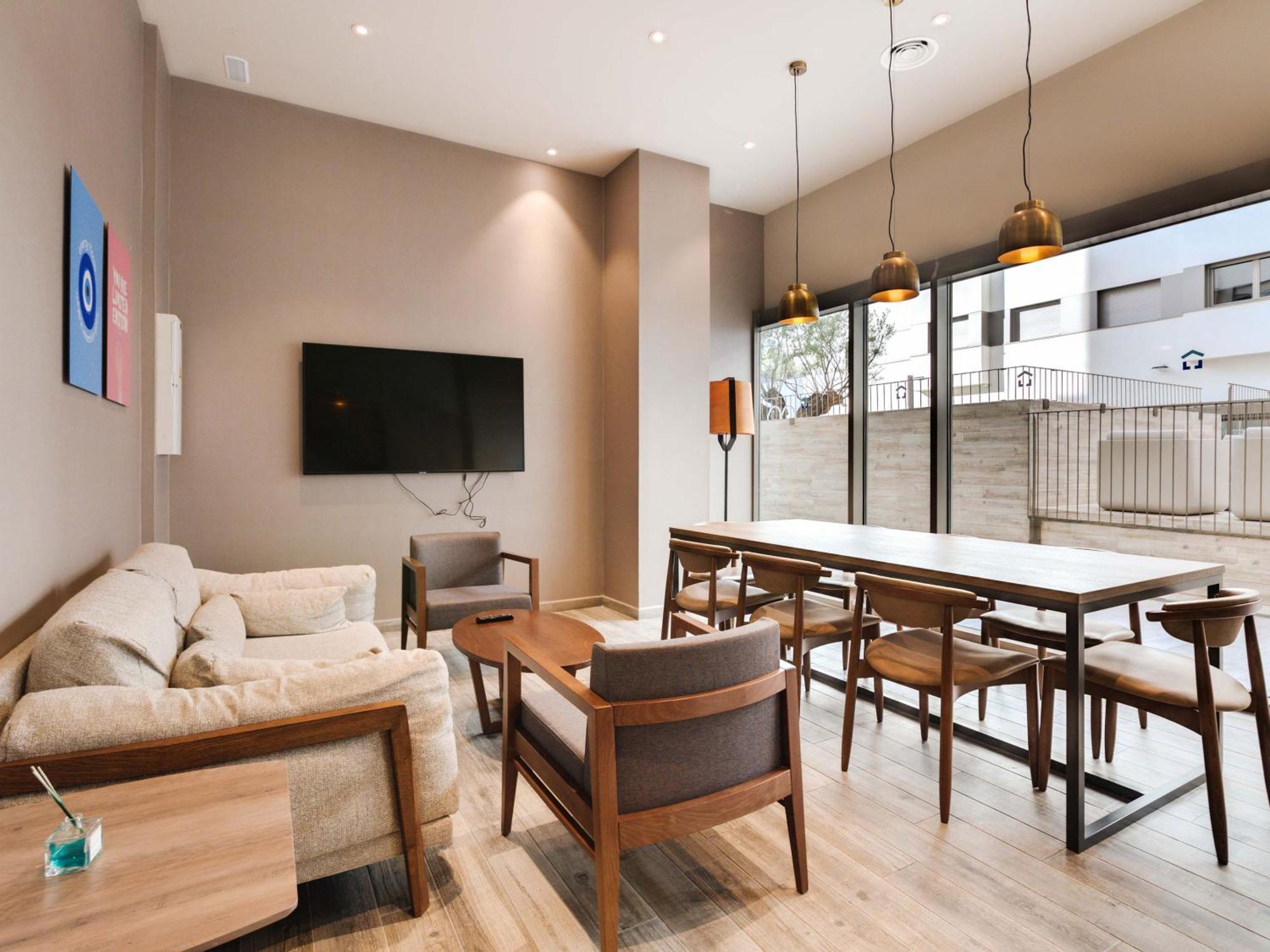 Livensa Living Studios Valencia Marina Real Exterior photo